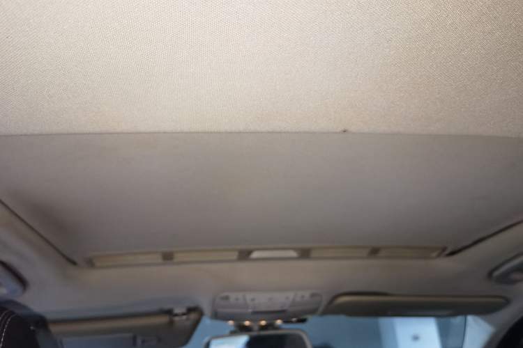 Used Mercedes-Benz C-Class 2015 Facelift C 180 L Headliner