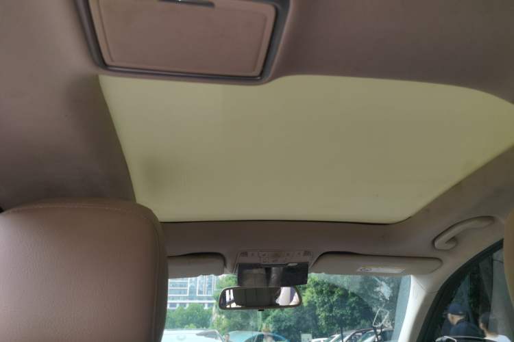 Used Mercedes-Benz C-Class 2015 Revised C 200 L Sport Edition Headliner