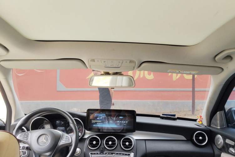 Used Mercedes-Benz C-Class 2015 C 200 L Sport Edition Headliner