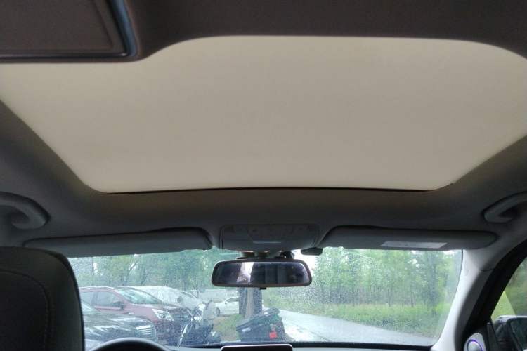Used Mercedes-Benz C-Class 2015 C 200 L Sport Edition Headliner