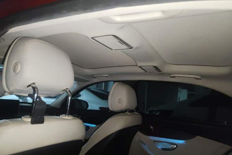 Used Mercedes-Benz C-Class 2015 C 260 L Sport Edition Headliner