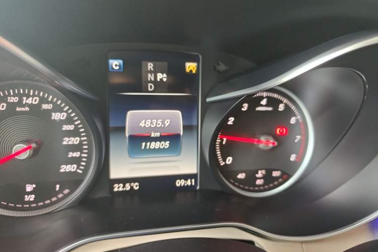 Used Mercedes-Benz C-Class 2015 Revised C 200 L Sport Edition Instrument Cluster