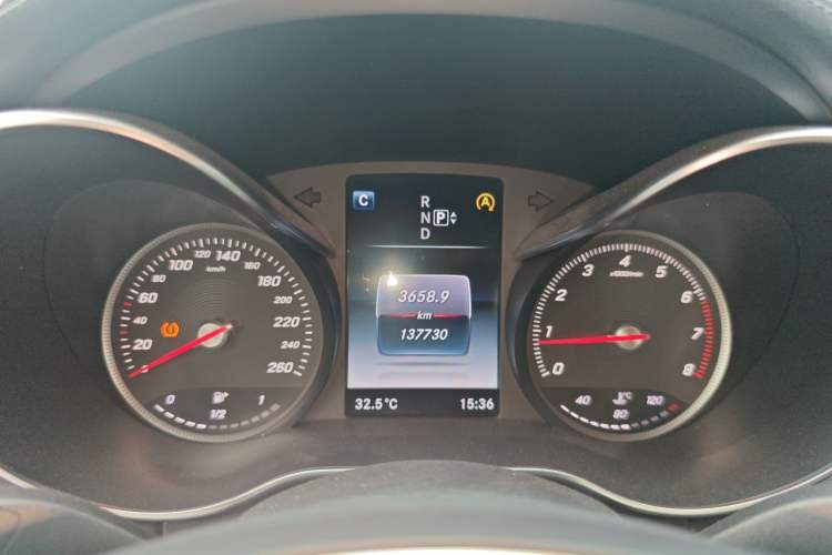 Used Mercedes-Benz C-Class 2015 C 200 L Sport Edition Instrument Cluster