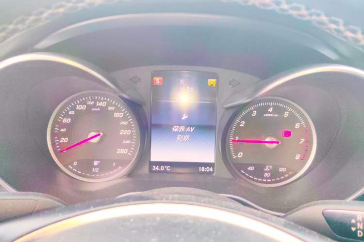 Used Mercedes-Benz C-Class 2015 Facelift C 200 L Instrument Cluster