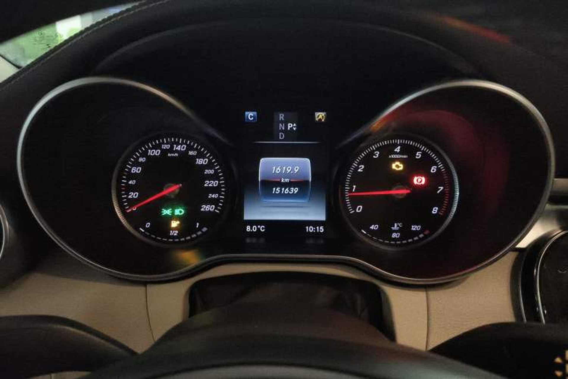 Used Mercedes-Benz C-Class 2015 Facelift C 200 L Instrument Cluster