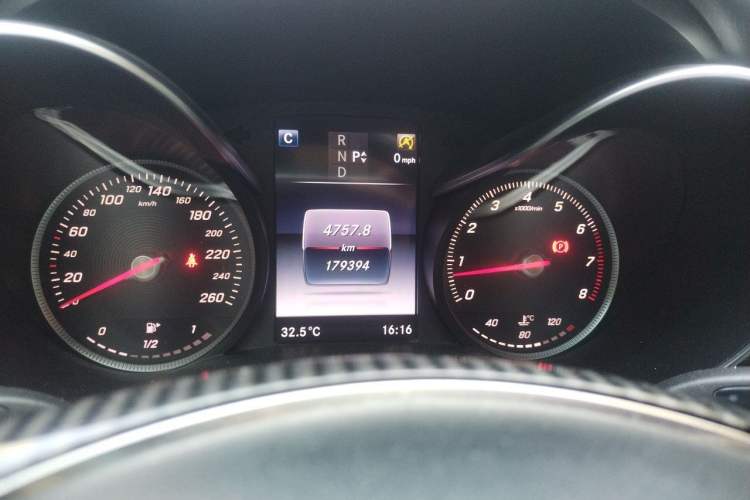 Used Mercedes-Benz C-Class 2015 Revised C 200 L Sport Edition Instrument Cluster
