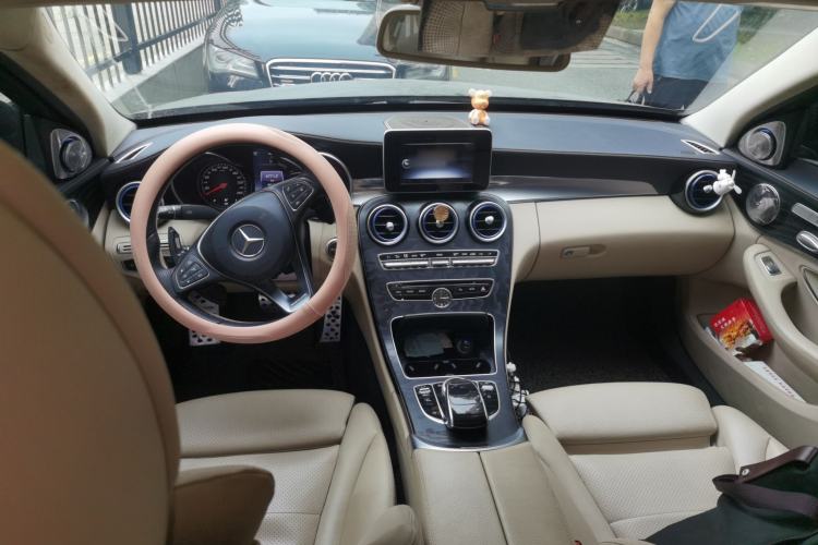 Used Mercedes-Benz C-Class 2015 Revised C 200 L Sport Edition Interior 2