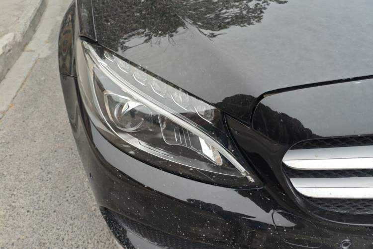 Used Mercedes-Benz C-Class 2015 C 200 L Sport Edition Right Front Headlight