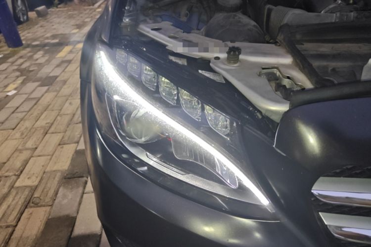 Used Mercedes-Benz C-Class 2015 C 200 station wagon Right Front Headlight