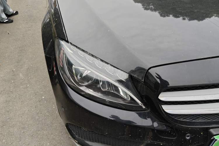 Used Mercedes-Benz C-Class 2015 Restyled C 180 L Sport Edition Right Front Headlight