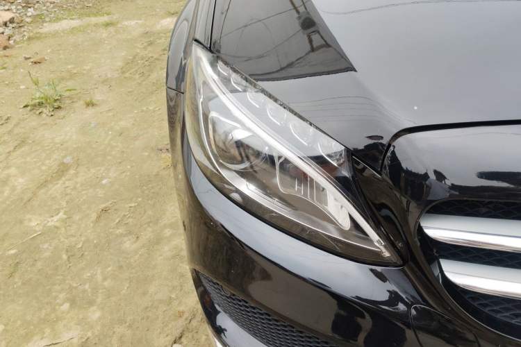 Used Mercedes-Benz C-Class 2015 C 200 L Sport Edition Right Front Headlight