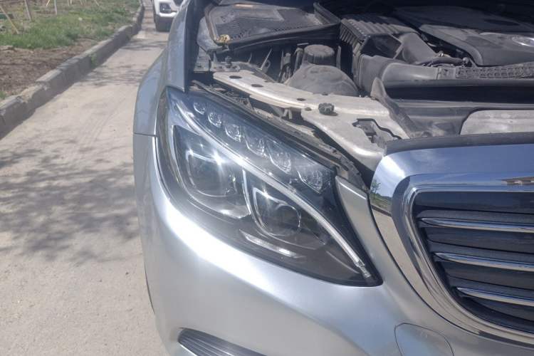 Used Mercedes-Benz C-Class 2015 C 200 L 4MATIC Sport Edition Right Front Headlight