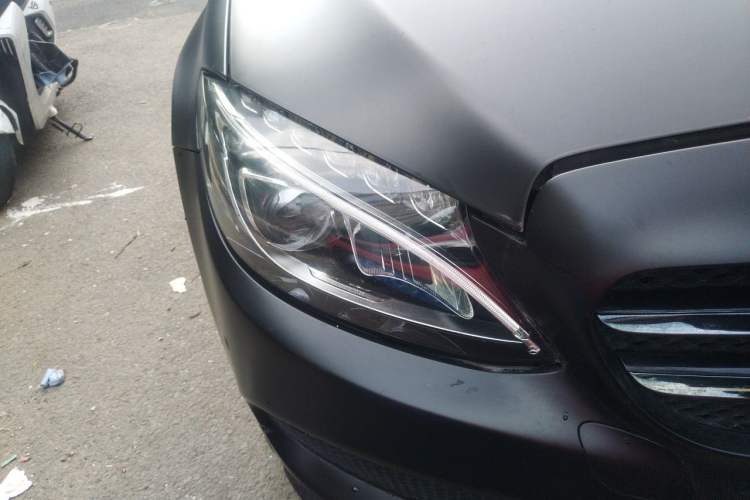Used Mercedes-Benz C-Class 2015 Revised C 200 L Sport Edition Right Front Headlight