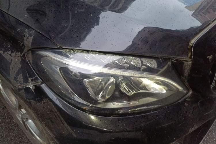 Used Mercedes-Benz C-Class 2015 C 180 L Sport Edition Right Front Headlight