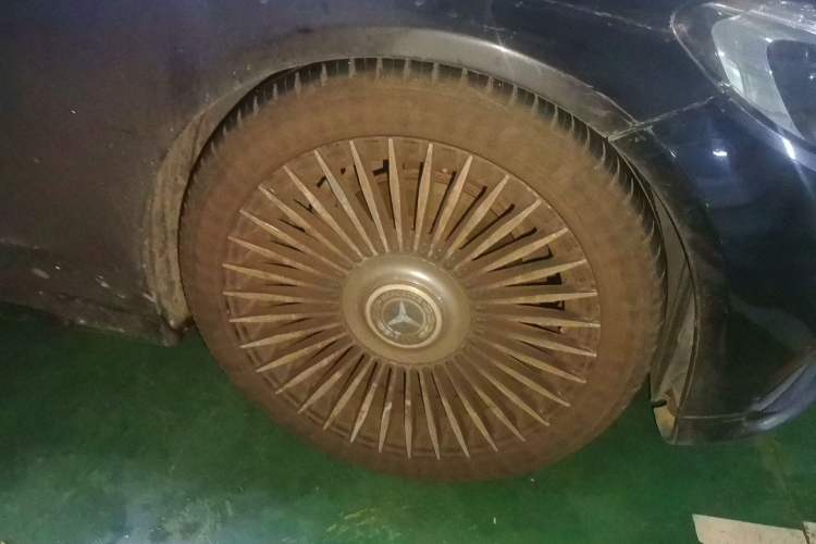 Used Mercedes-Benz C-Class 2015 C 200 L Sport Edition Right Front Wheel Hub