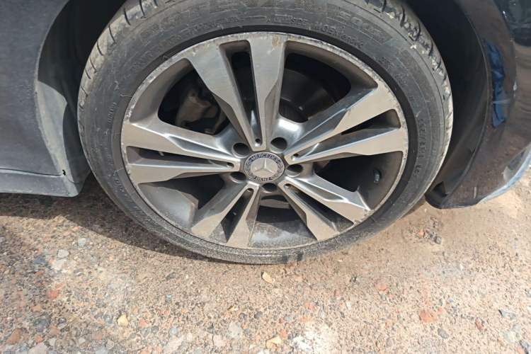Used Mercedes-Benz C-Class 2015 C 200 L 4MATIC Sport Edition Right Front Wheel Hub