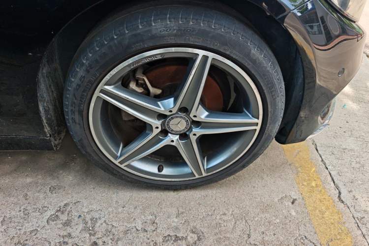 Used Mercedes-Benz C-Class 2015 Revised C 200 L Sport Edition Right Front Wheel Hub