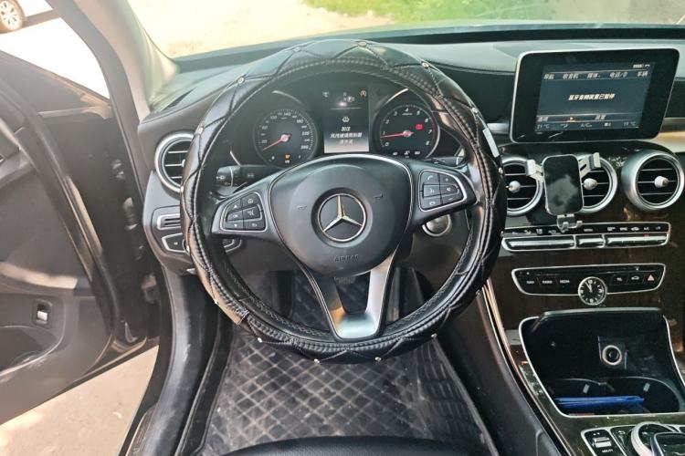 Used Mercedes-Benz C-Class 2015 Facelift C 180 L Steering Wheel