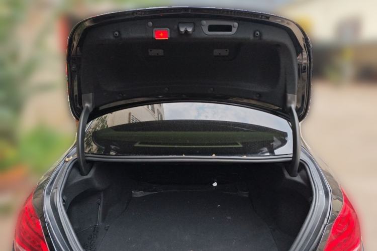 Used Mercedes-Benz C-Class 2015 Facelift C 200 L Trunk