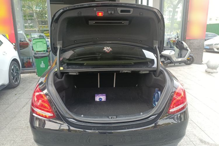 Used Mercedes-Benz C-Class 2015 C 200 L Trunk