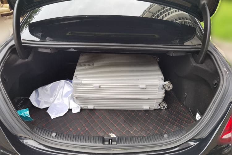 Used Mercedes-Benz C-Class 2015 C 200 L Trunk
