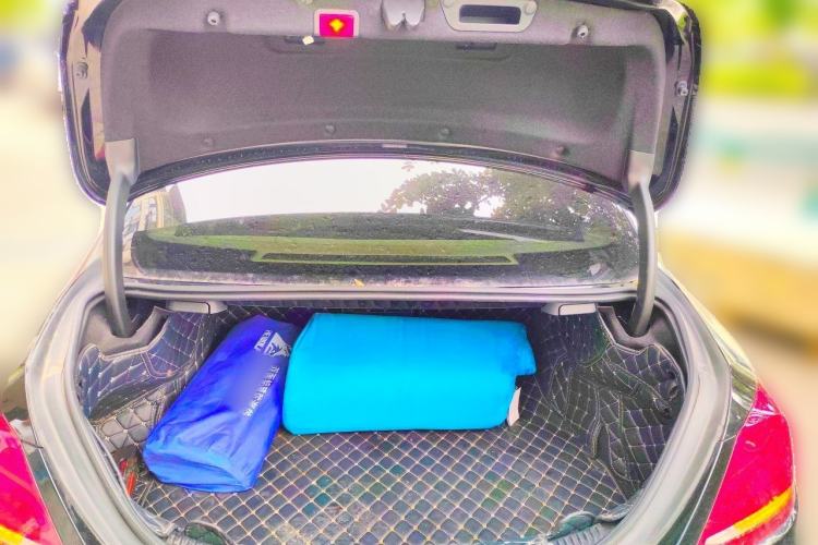 Used Mercedes-Benz C-Class 2015 C 200 L Trunk