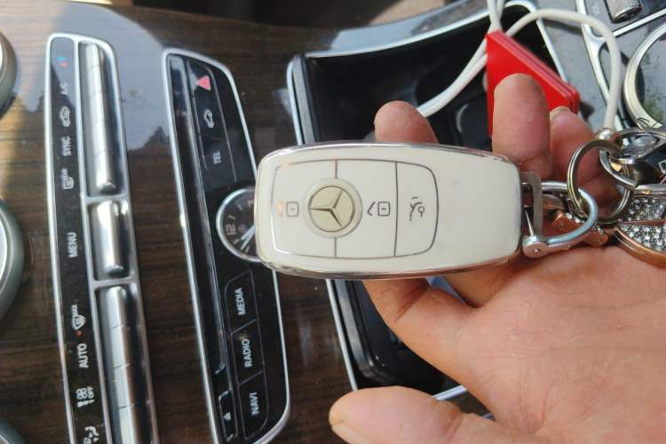 Used Mercedes-Benz C-Class 2015 C 180 L Vehicle Key