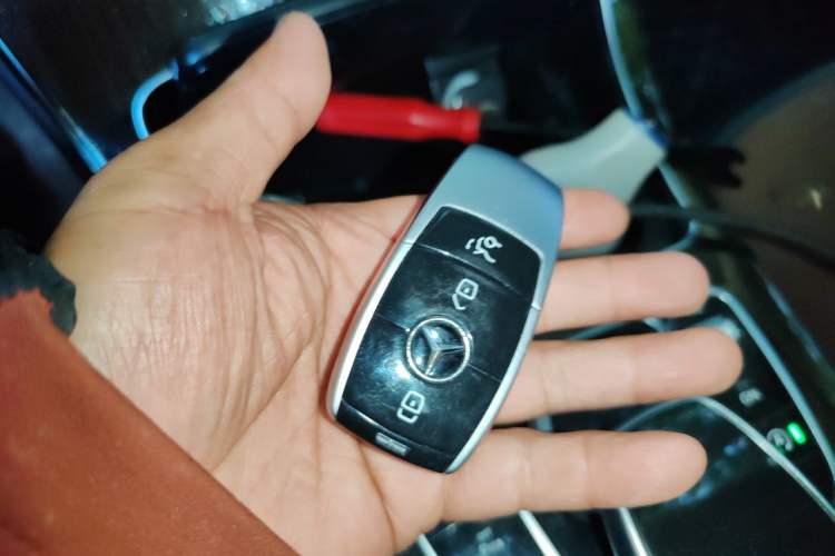 Used Mercedes-Benz C-Class 2015 C 200 L Vehicle Key