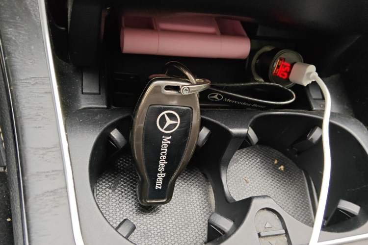 Used Mercedes-Benz C-Class 2015 Restyled C 180 L Sport Edition Vehicle Key