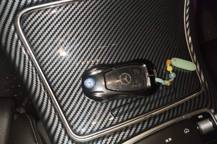 Used Mercedes-Benz C-Class 2015 C 200 L Sport Edition Vehicle Key