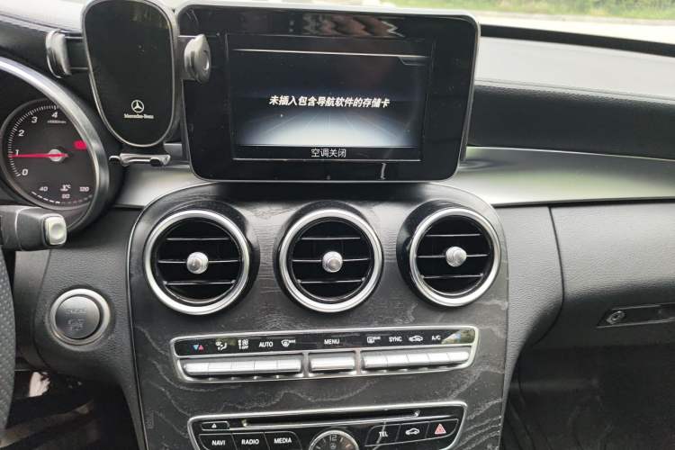 Used Mercedes-Benz C-Class 2015 Restyled C 180 L Sport Edition Audio And AC Panel