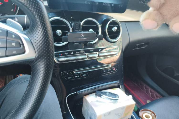 Used Mercedes-Benz C-Class 2015 C 200 Sport Edition Audio And AC Panel
