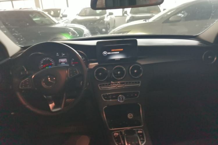 Used Mercedes-Benz C-Class 2015 C 260 L Sport Edition Center Console