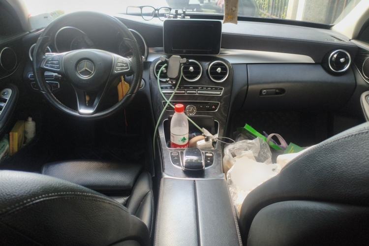 Used Mercedes-Benz C-Class 2015 C 200 L 4MATIC Sport Edition Center Console
