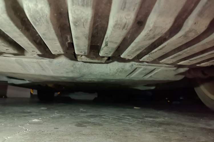 Used Mercedes-Benz C-Class 2015 C 260 L Chassis Front