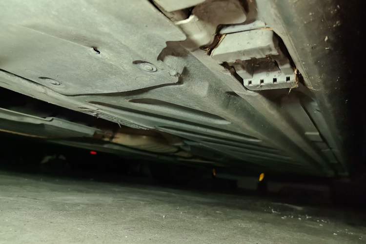 Used Mercedes-Benz C-Class 2015 C 260 L Chassis Front Left