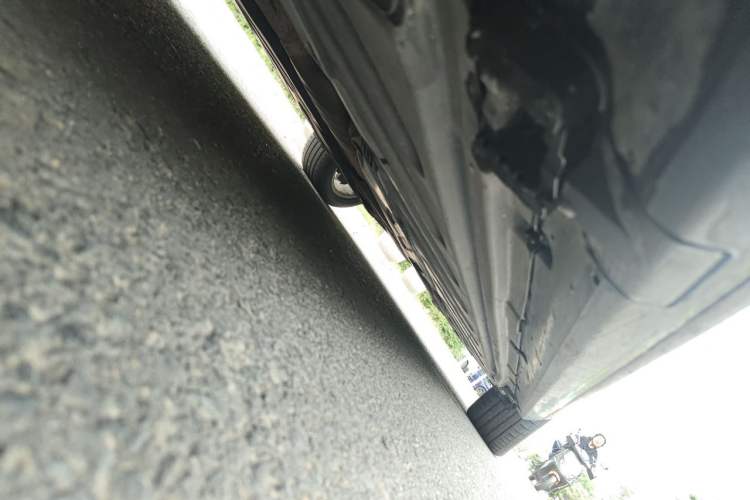 Used Mercedes-Benz C-Class 2015 Restyled C 180 L Sport Edition Chassis Front Left