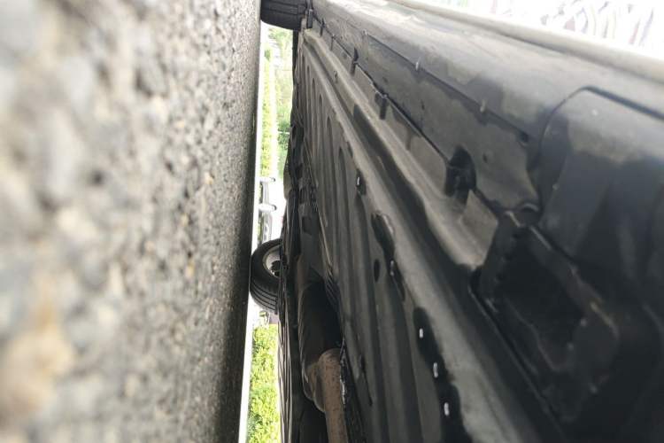 Used Mercedes-Benz C-Class 2015 Restyled C 180 L Sport Edition Chassis Front Right