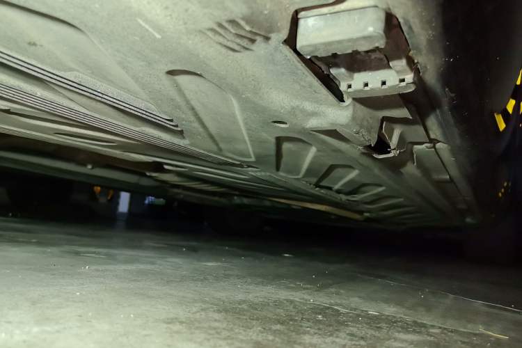 Used Mercedes-Benz C-Class 2015 C 260 L Chassis Rear Right