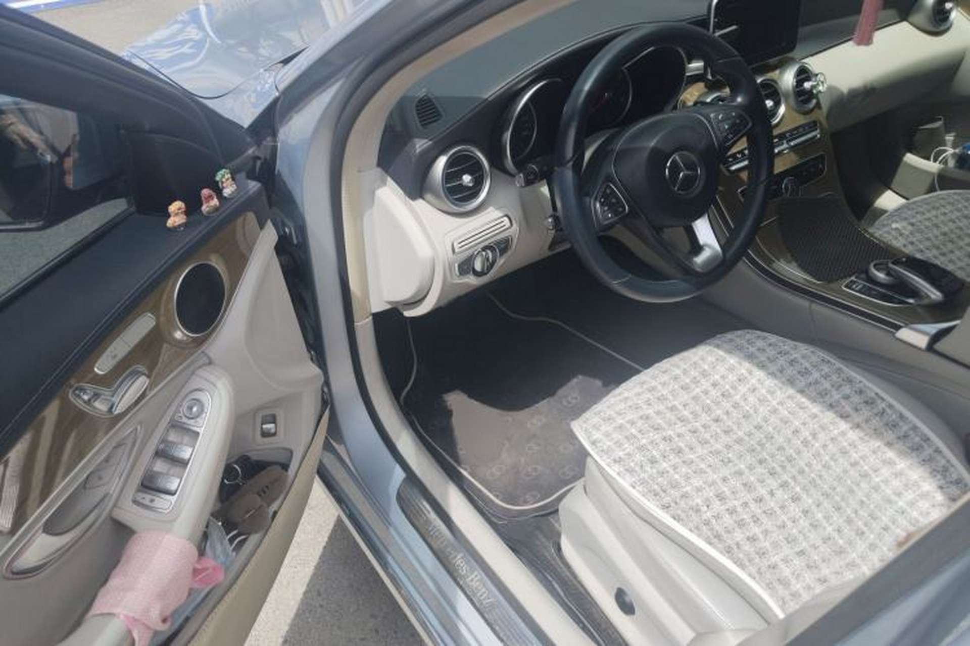 Used Mercedes-Benz C-Class 2015 C 200 L Driver Seat