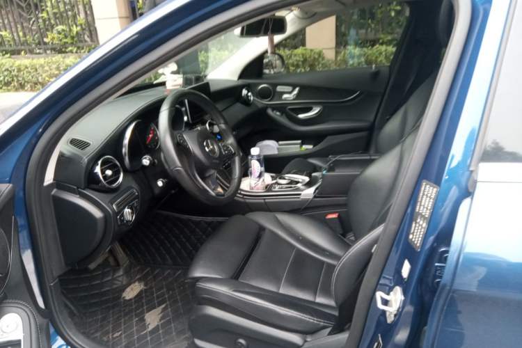 Used Mercedes-Benz C-Class 2015 C 200 L Sport Edition Driver Seat