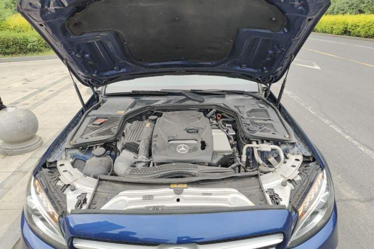 Used Mercedes-Benz C-Class 2015 Restyled C 180 L Sport Edition Engine Bay