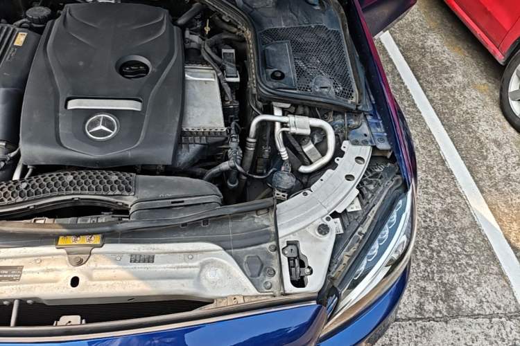 Used Mercedes-Benz C-Class 2015 Revised C 200 L Sport Edition Engine Bay Left