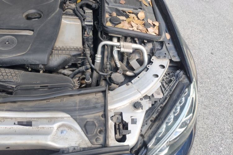 Used Mercedes-Benz C-Class 2015 C 200 L 4MATIC Sport Edition Engine Bay Left