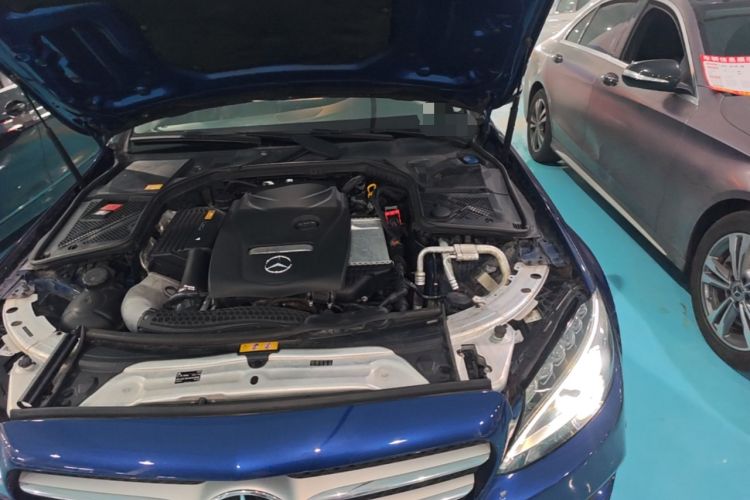 Used Mercedes-Benz C-Class 2015 C 200 L Sport Edition Engine Bay Left