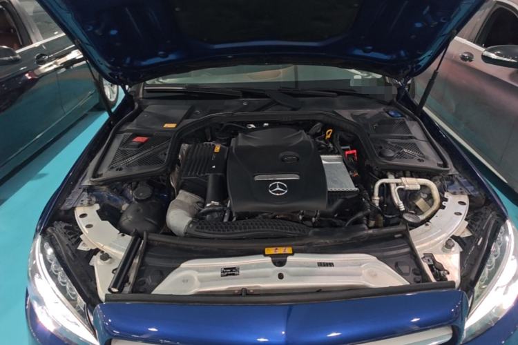 Used Mercedes-Benz C-Class 2015 C 200 L Sport Edition Engine Bay