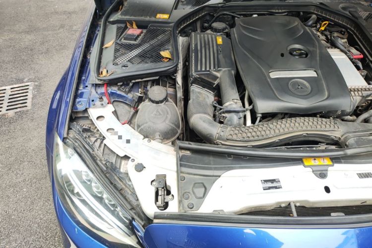 Used Mercedes-Benz C-Class 2015 C 200 L Sport Edition Engine Bay Right