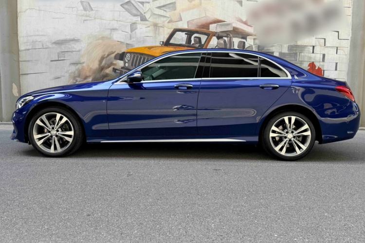 Used Mercedes-Benz C-Class 2015 C 200 L 4MATIC Sport Edition Exterior 3