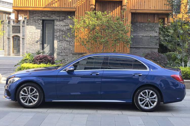 Used Mercedes-Benz C-Class 2015 Restyled C 180 L Sport Edition Exterior 4