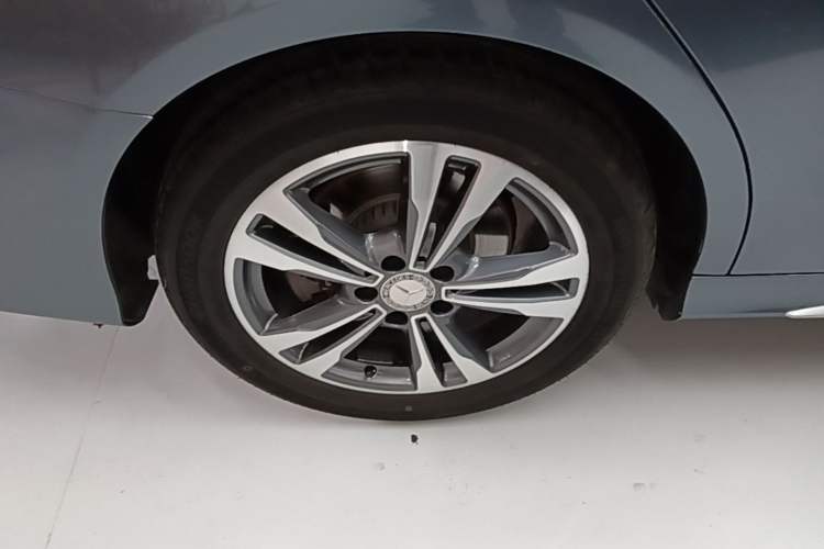 Used Mercedes-Benz C-Class 2015 Revised C 200 L Sport Edition Exterior 5